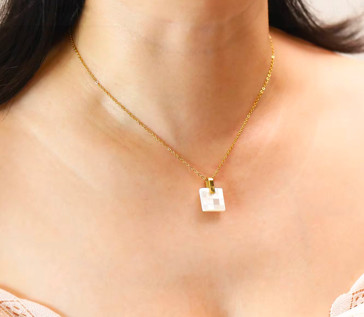 1Square necklace