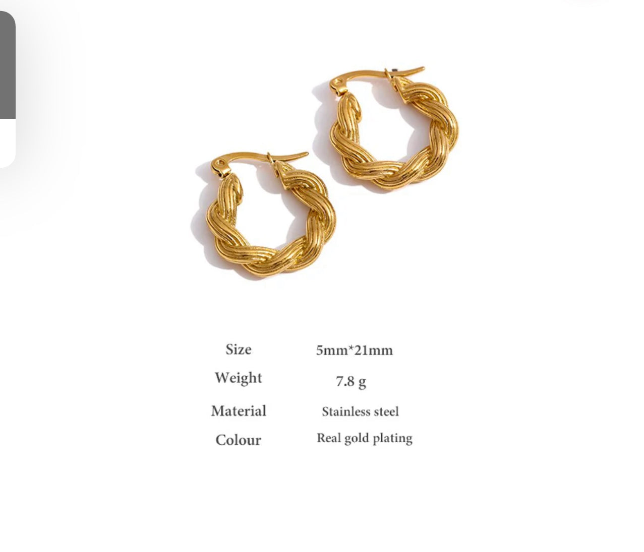 Chic earrings