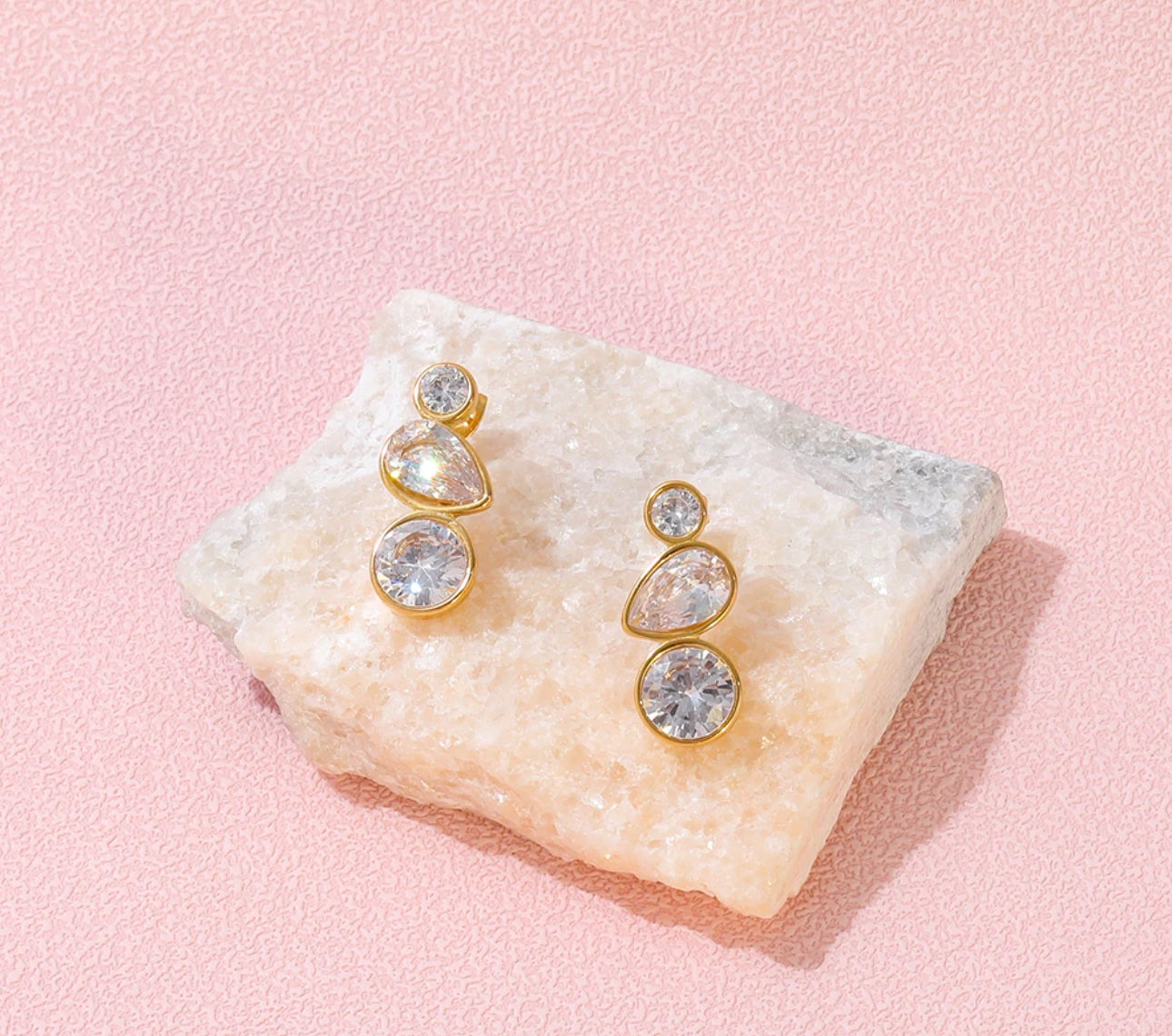 Brilliant earrings for women