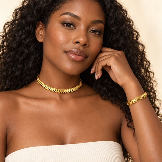 chic necklace & bracelet