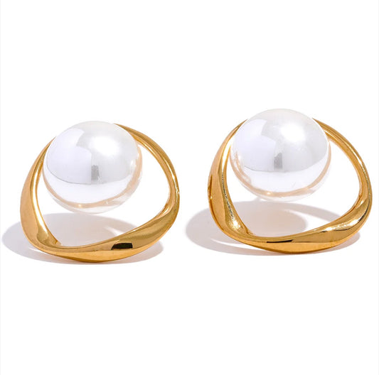 Queen earrings