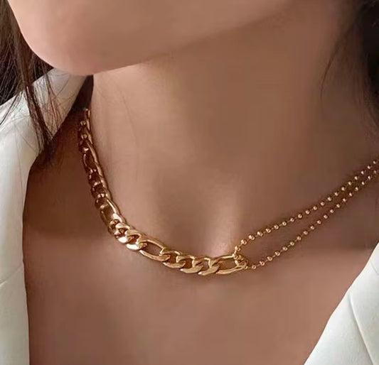 Aila necklace