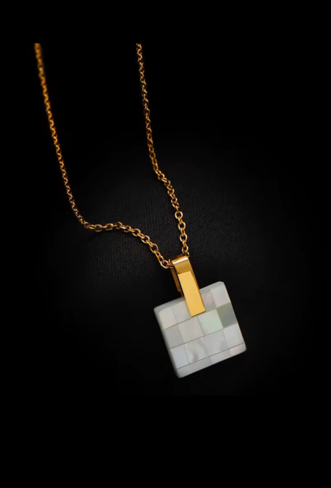 1Square necklace