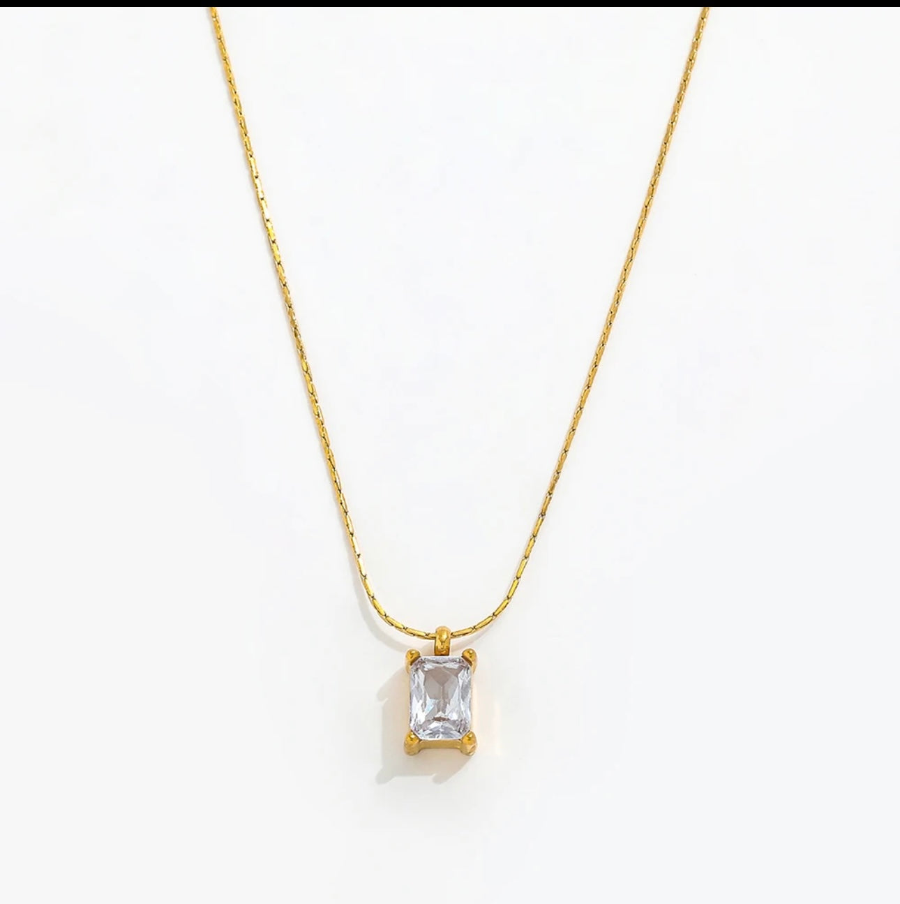 Hola necklace