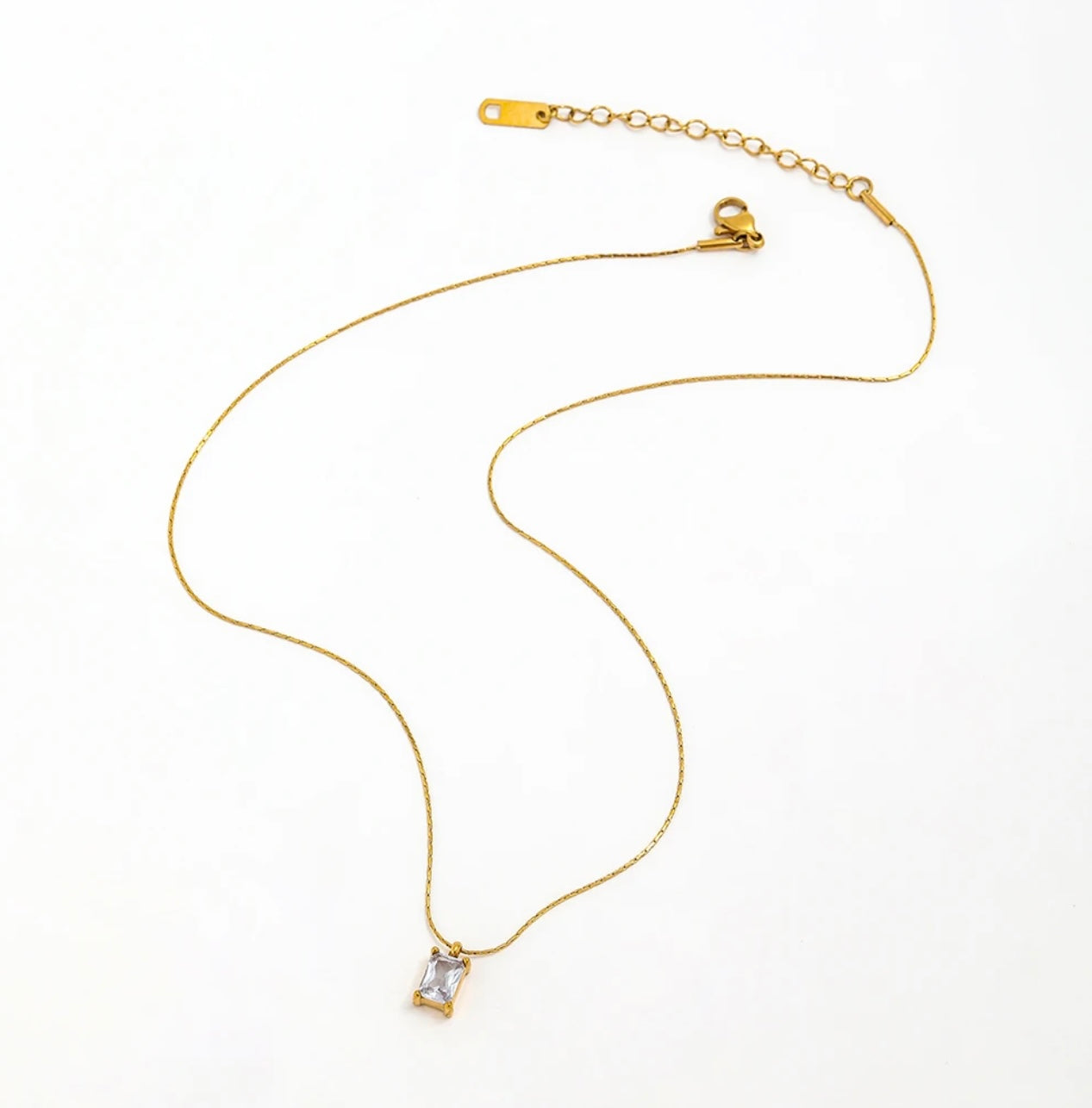 Hola necklace