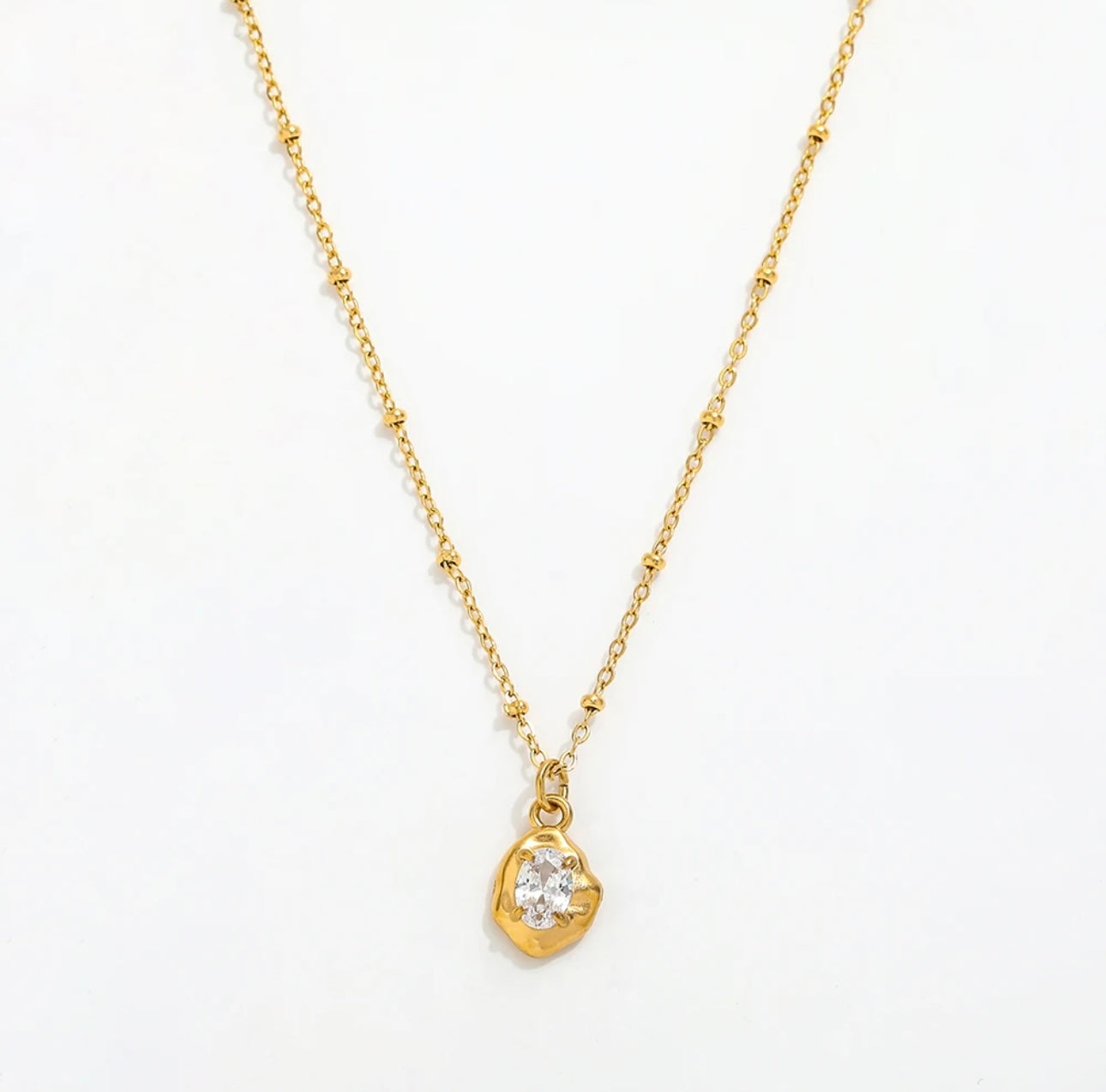 Mia Necklace