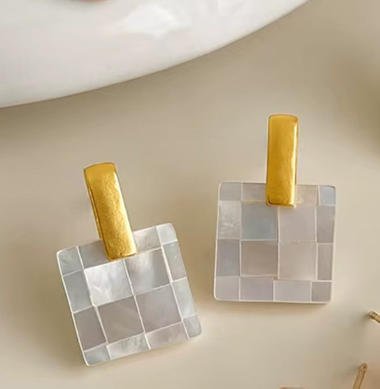 1square earrings