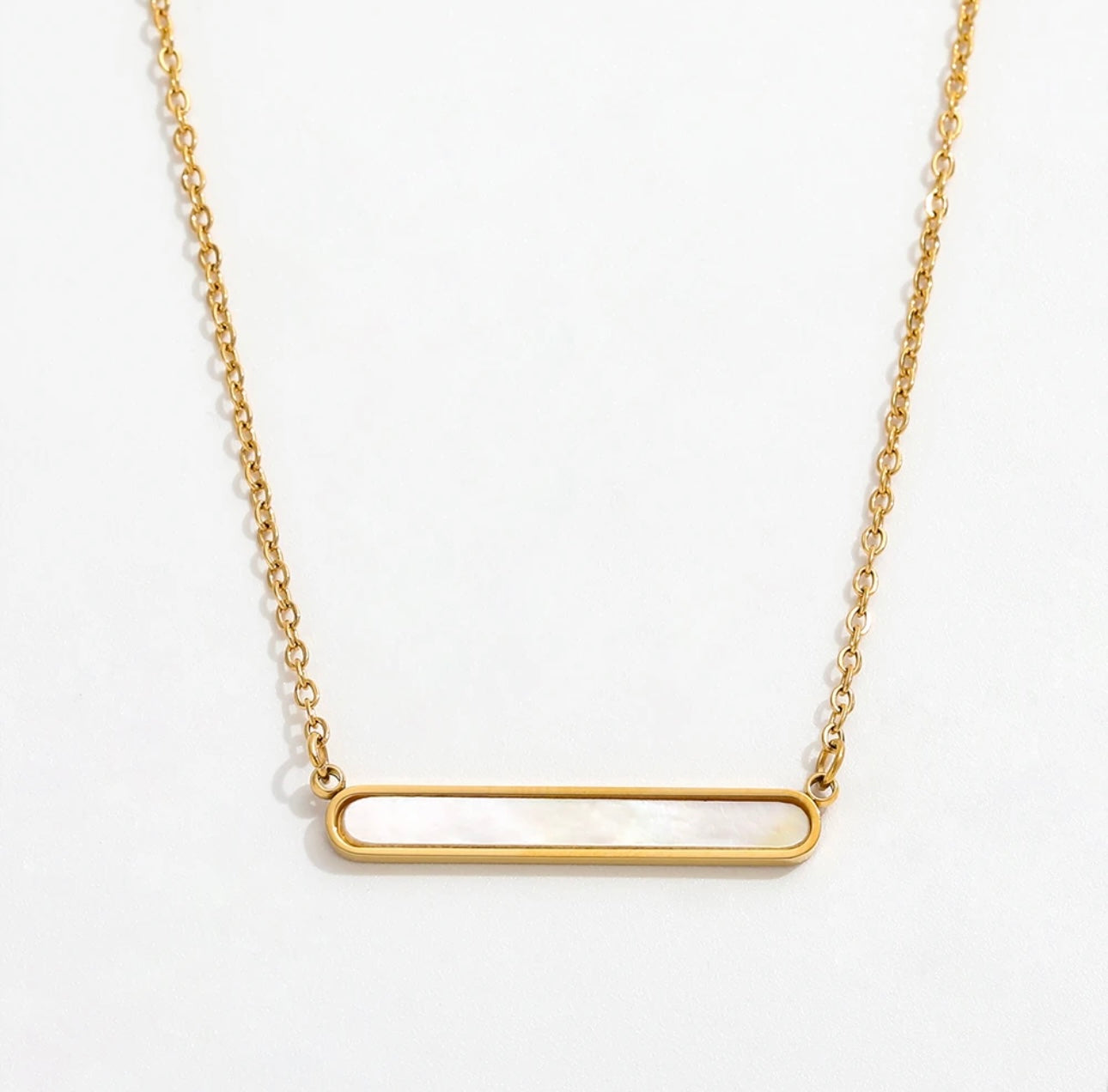 Ola necklace